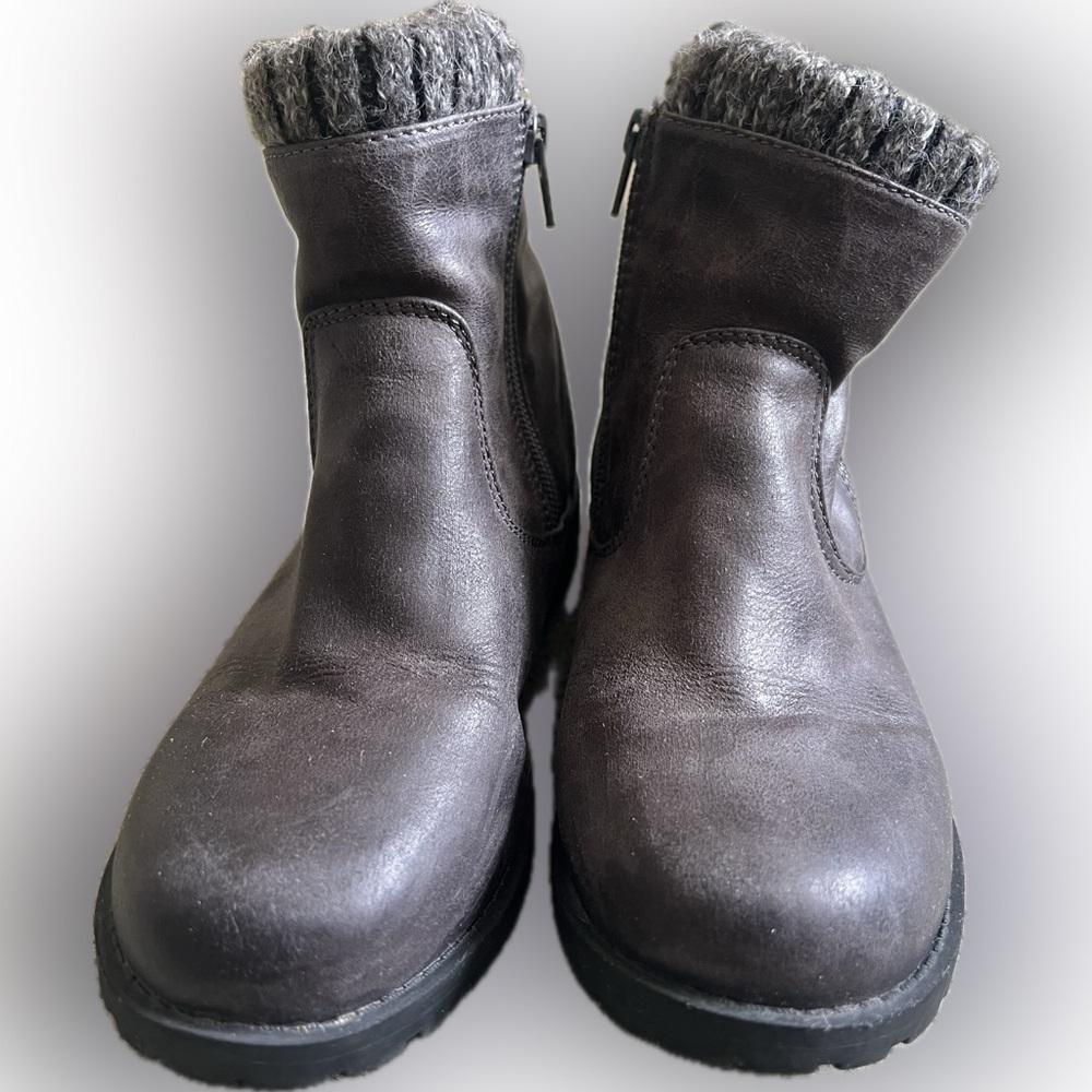 Cherokee Dark Brown Heeled Boots with Knit Trim